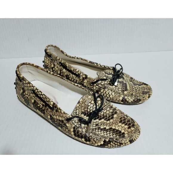 Tod's Womens Snakeskin Loafers Size 8.5 Brown Beige Bow Accent Driving Shoes - Picture 2 of 13